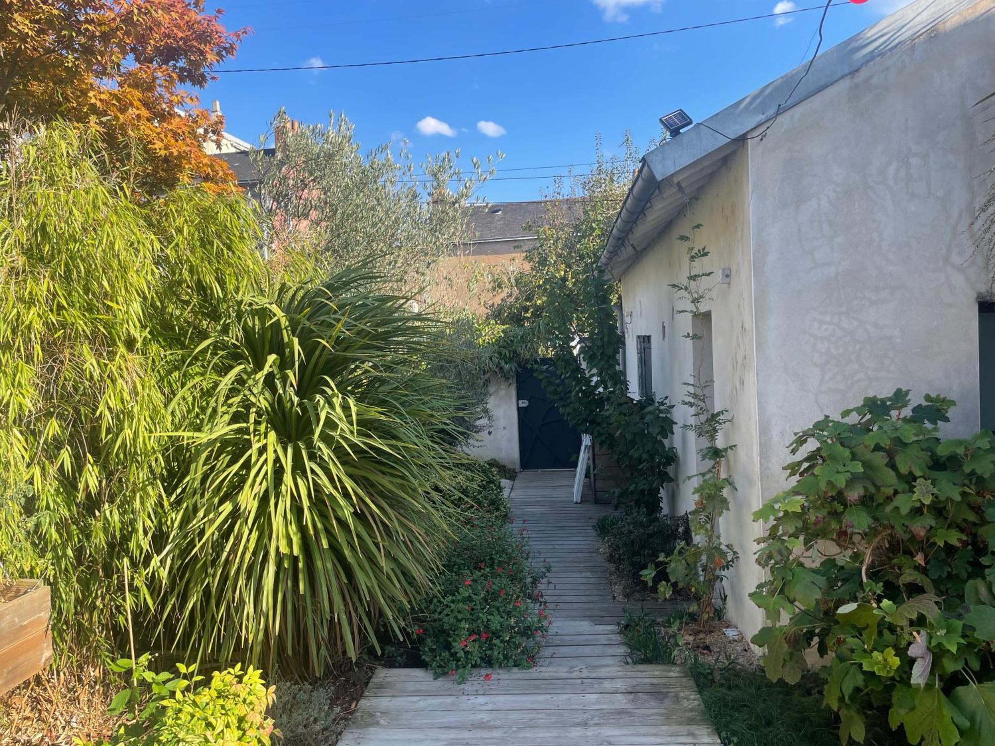 Duplex Confort Et Jardin Charmant Nantes Bagian luar foto